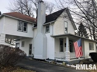 411 S 7th St, Wyoming, IL 61491