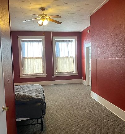 4th image of 210 1/2 W Central Ave #1/2