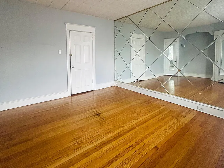 244 Huntley Rd — Photo 13