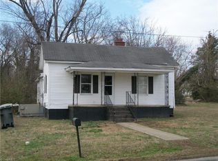 303 Monroe St, Eden, NC 27288