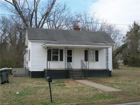 303 Monroe St, Eden, NC 27288