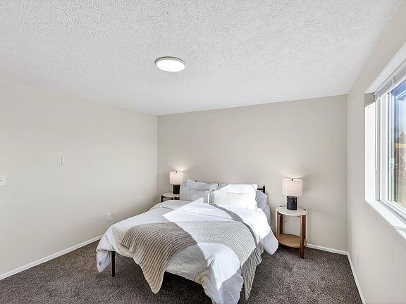 4th image of 5204 N Chase Rd