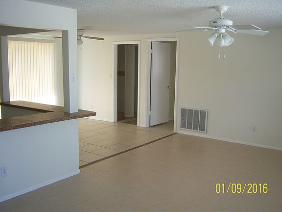 Large Family Room & Open Floor Plan