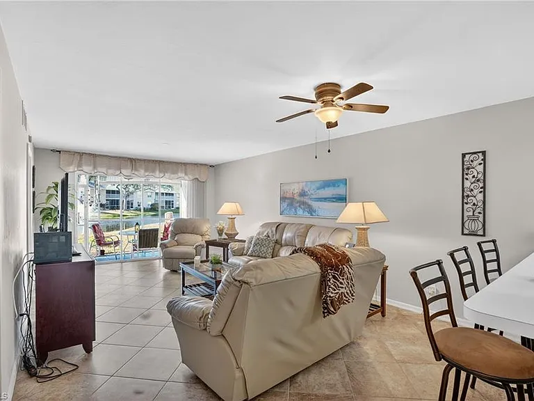 138 Pebble Shores Dr #103 — Photo 4