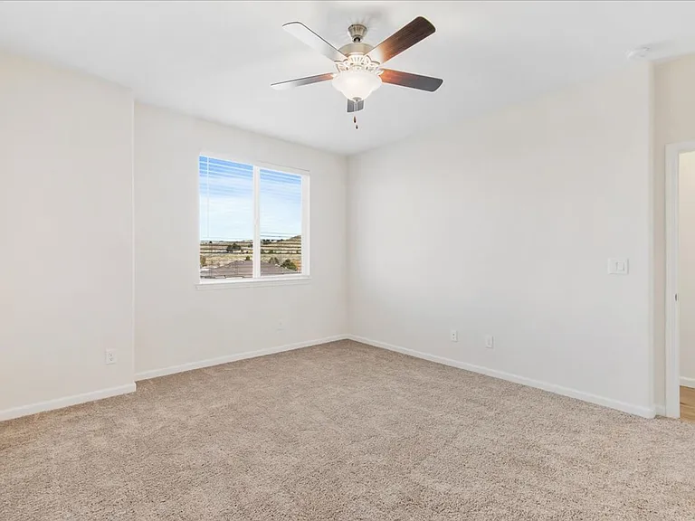 2261 Shady Canyon Dr — Photo 22