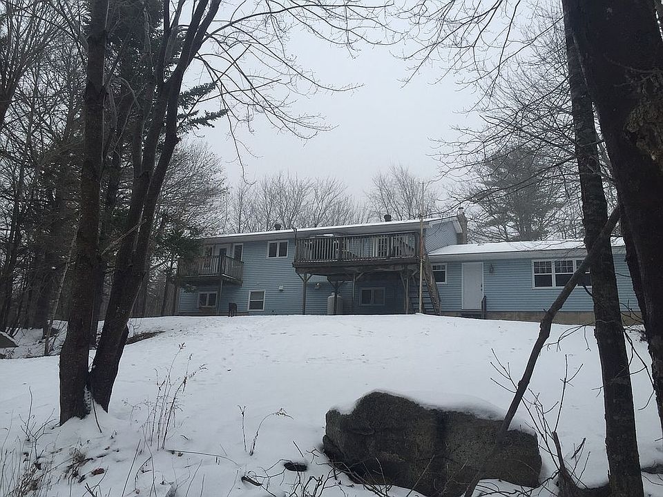 2nd image of 56 Confederation Ave
