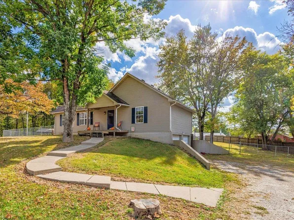 835 Keeling Ave NE, Palmyra, IN 47164