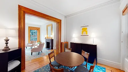 Rented by R New York