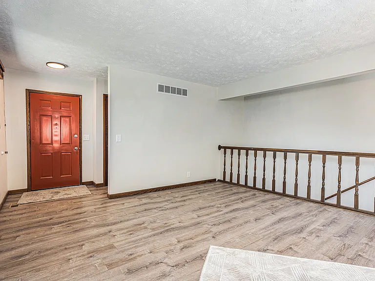 5408 S 20th Street Cir — Photo 5
