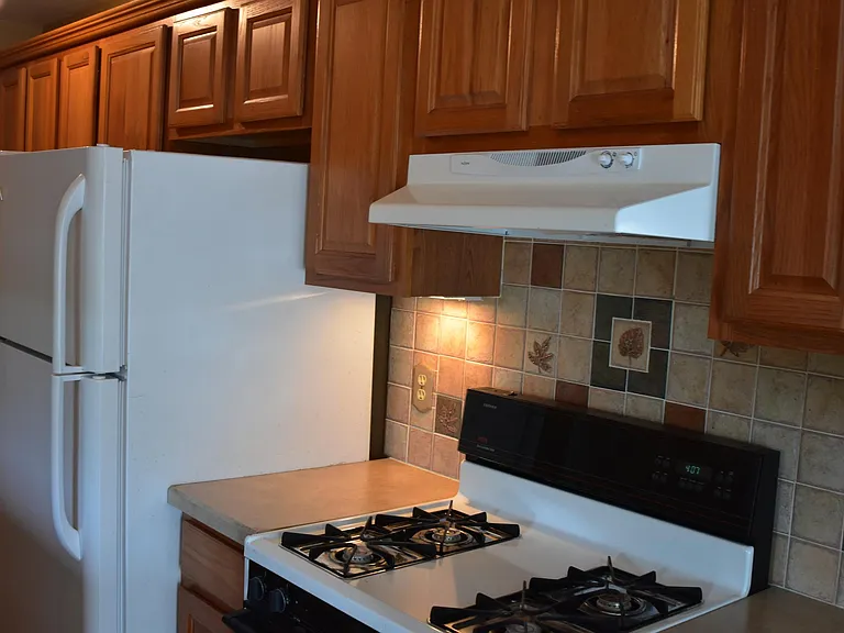 23653 Stonehenge Blvd — Photo 29