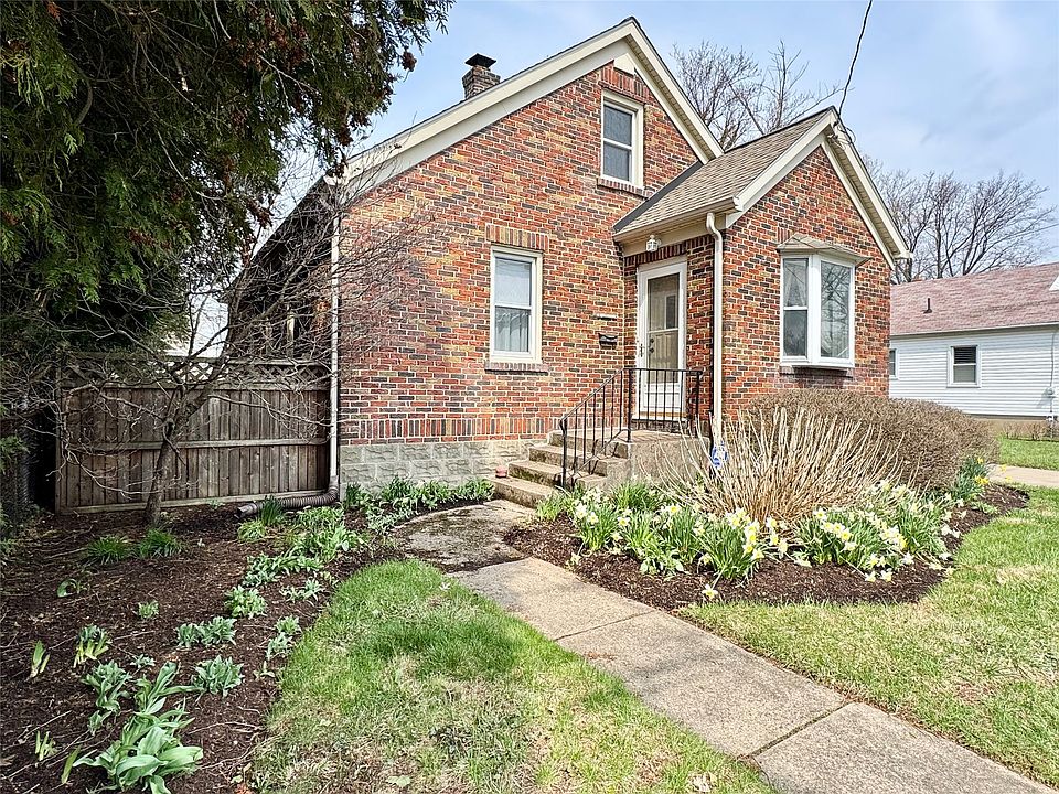 1st image of 248 Maiden Ln