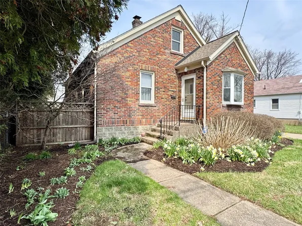 248 Maiden Ln, Erie, PA 16504