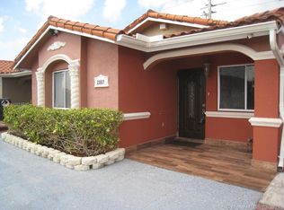 2887 W 75th Ter, Hialeah, FL 33018