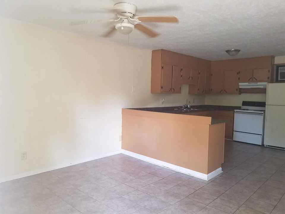 1st image of 1113 Sloan St