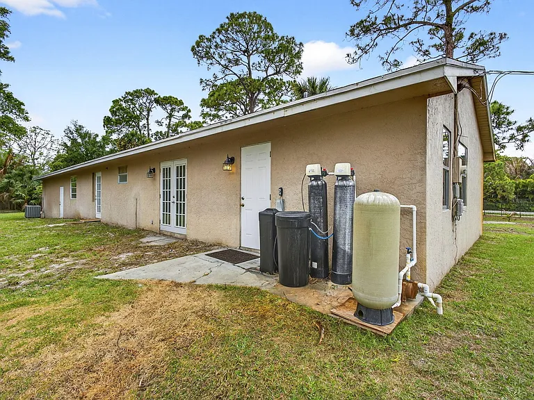 16932 Okeechobee Blvd — Photo 50