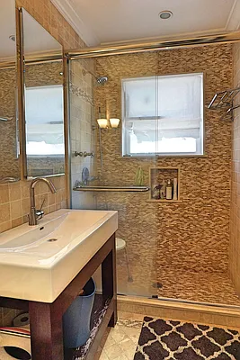 Sold by OOAKB&F INC | media 39