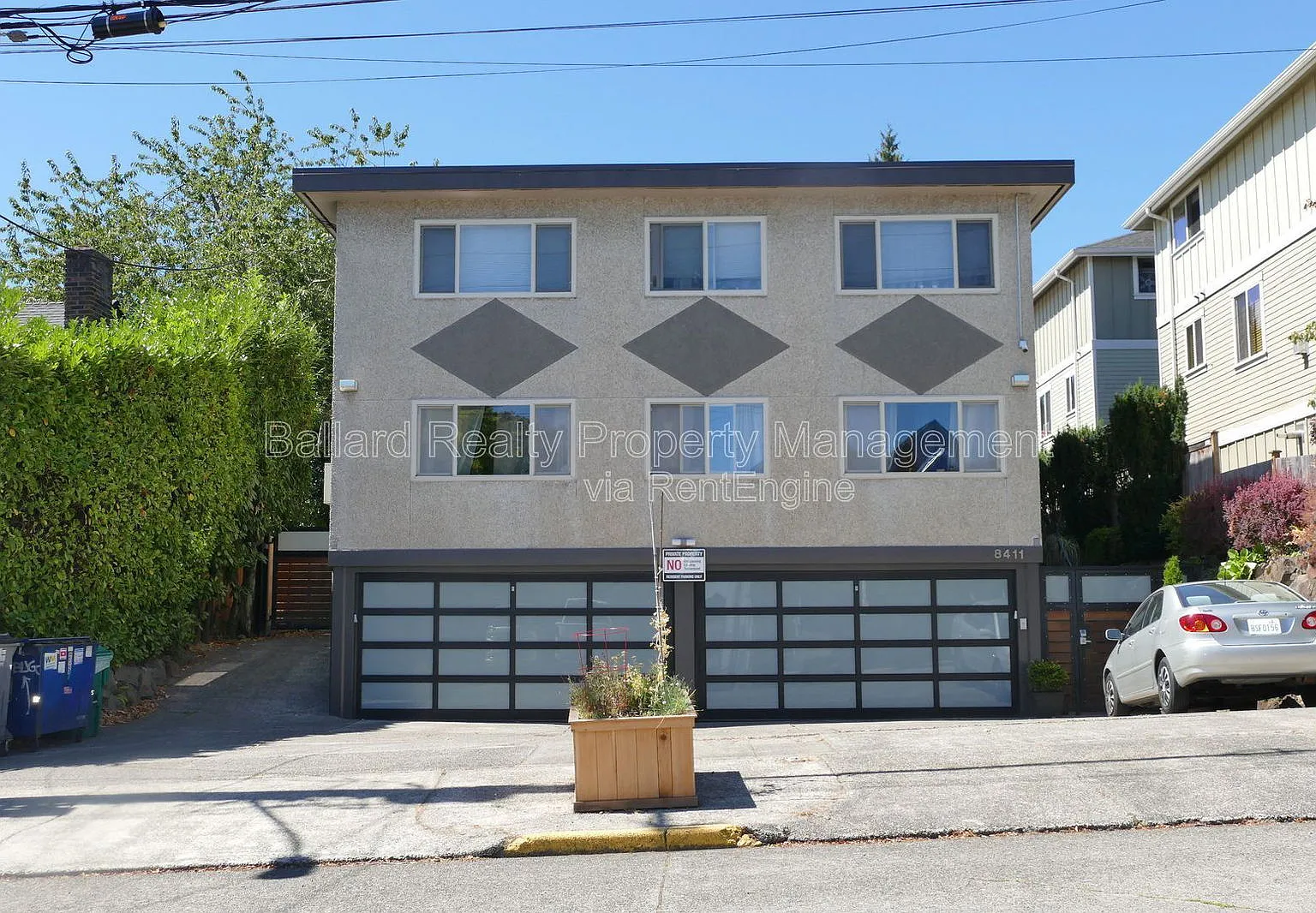2 bed, 1.0 bath, 836 sqft, $1,995 — Photo 1
