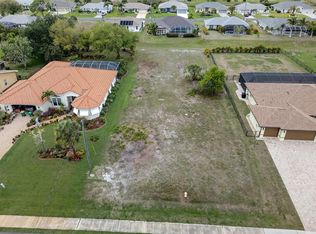 211 Rotonda Blvd N #33, Rotonda West, FL 33947