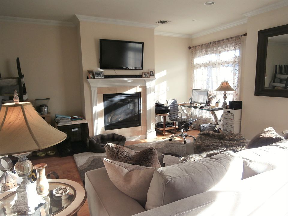 1st image of 31-41 Church St Unit 305