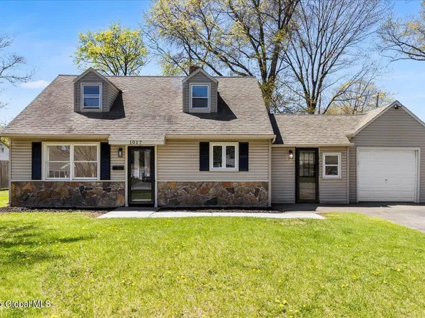 1017 Horvath Street, Rotterdam, NY 12303