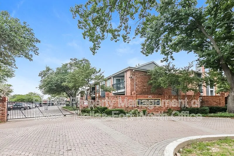 1 bed, 1.0 bath, 484 sqft, $850 — Photo 2