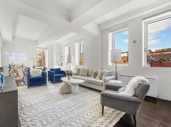 225 Lafayette St APT 5A, New York, NY 10012