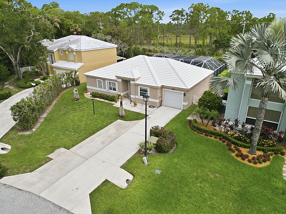 5th image of 9205 SE Woods End Place