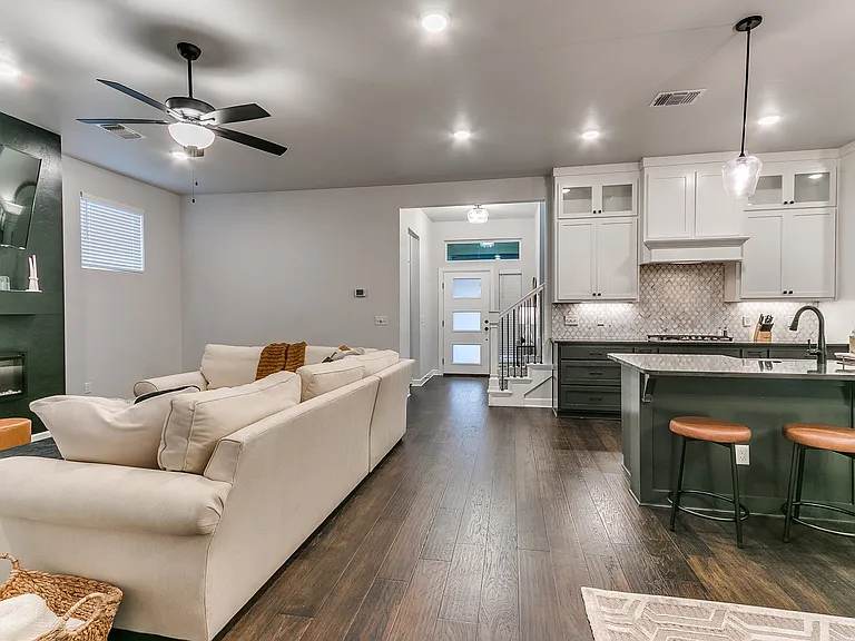 13243 Sawtooth Oak Rd — Photo 5