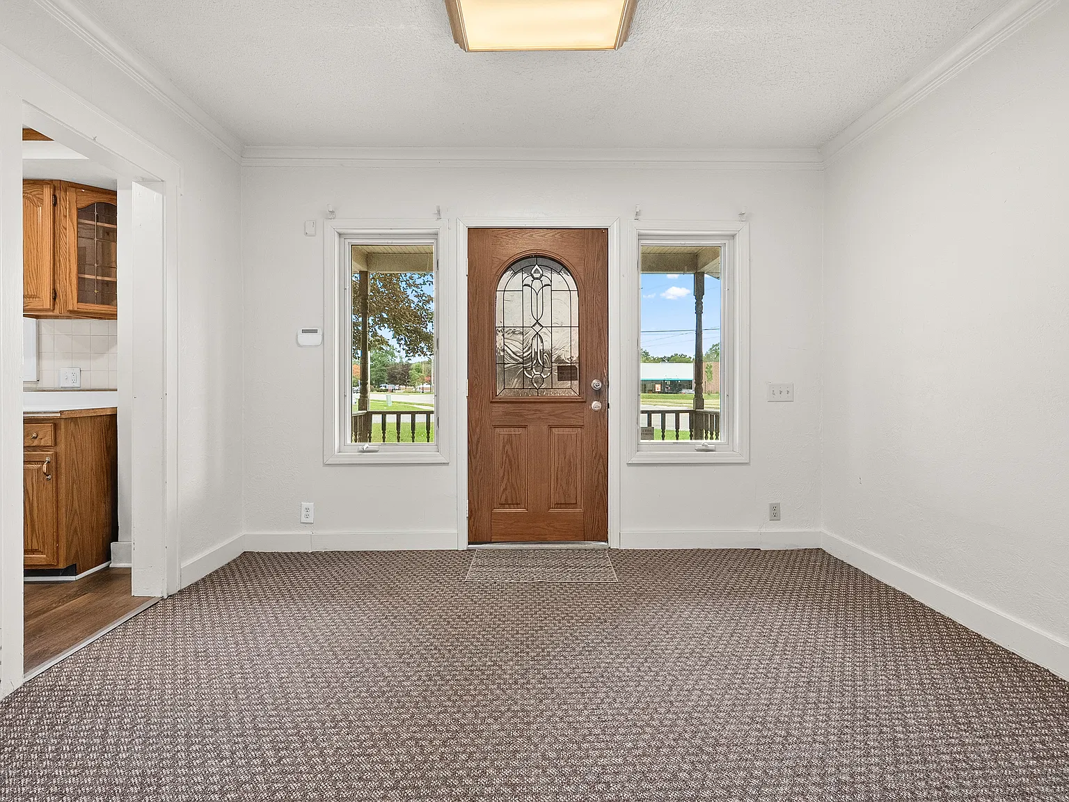 3 bed, 1.5 bath, 1550 sqft, $1,800 — Photo 4