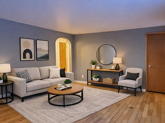 4th image of 1405 S Walden Ave