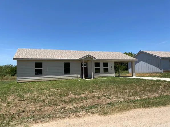 124 Bridlewood Ln, Bridgeport, TX 76426