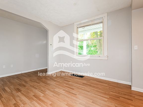 4-Living Room