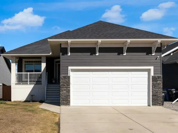 211 W Regent Rd SE, Diamond Valley, AB T0L 2A0