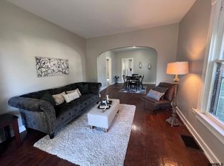 2568 Browne St, Omaha, NE 68111