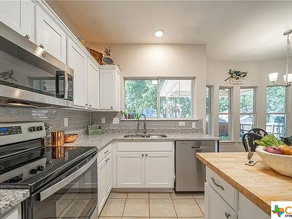 4th image of 217 Corsica Dr