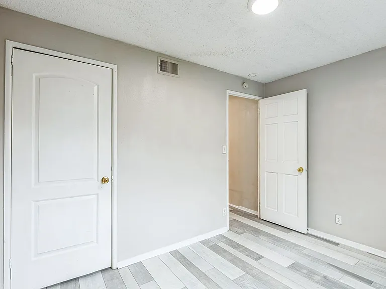 20600 Bonanza St #4 — Photo 12