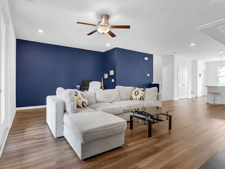 Mount Blue Ave — Photo 4