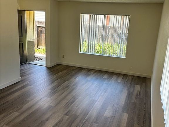 3rd image of 321 N North St #321A