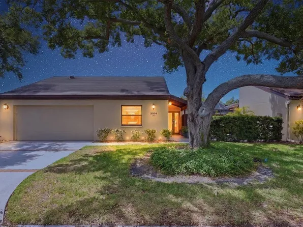 3694 Glen Oaks Manor Dr, Sarasota, FL 34232