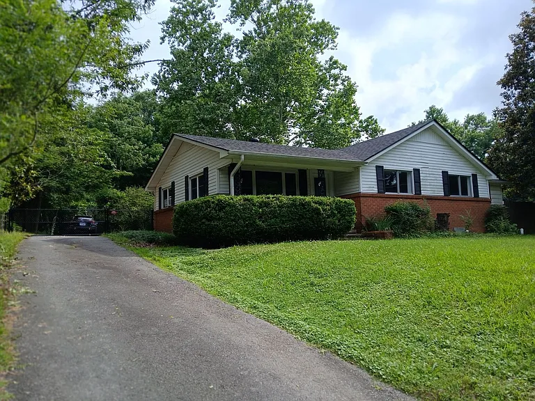 2301 Edison Ave — Photo 1