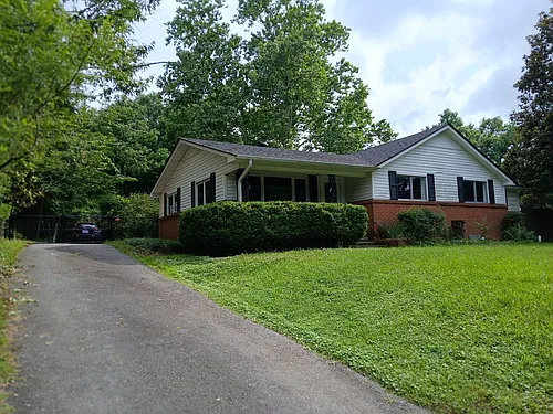 2301 Edison Ave Photo 1