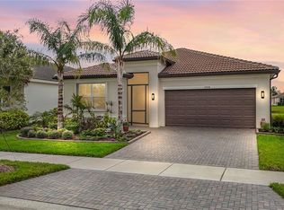 15434 Santa Pola Dr, Wimauma, FL 33598