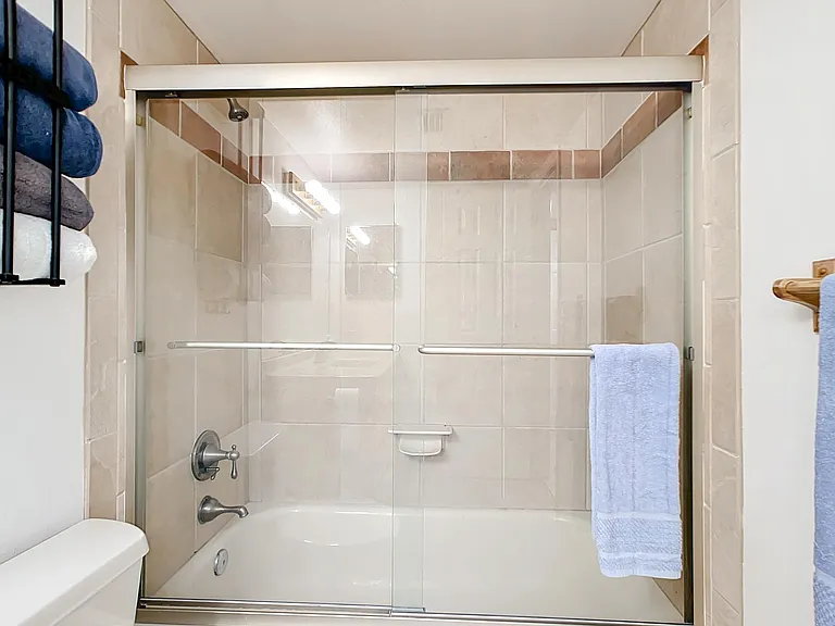 2400 Feather Sound Dr #421 — Photo 36