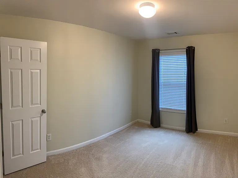 1932 Dilcrest Dr — Photo 13