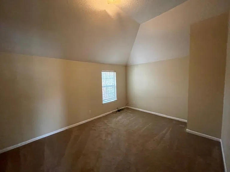 4202 Fortune Point — Photo 17