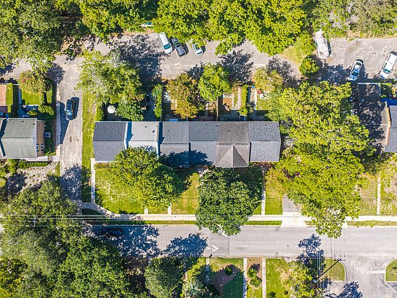 4th image of 937 Cottingham Dr