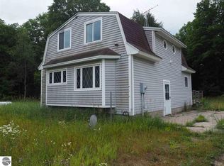 7570 Covert Rd NE, Mancelona, MI 49659