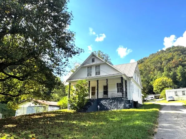 1017 Marrowbone Creek Rd, Elkhorn City, KY 41522