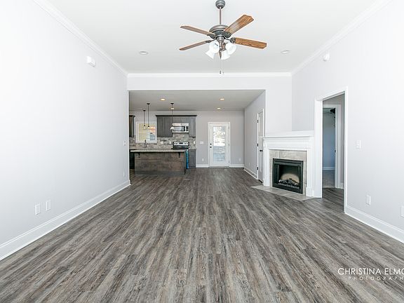 4th image of 479 Southern Oaks Dr