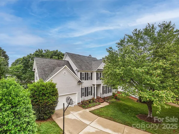 10434 Blackstock Rd, Huntersville, NC 28078